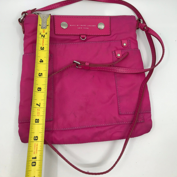 Marc Jacobs Pink Leather Cross Body Bag - Picture 2 of 8